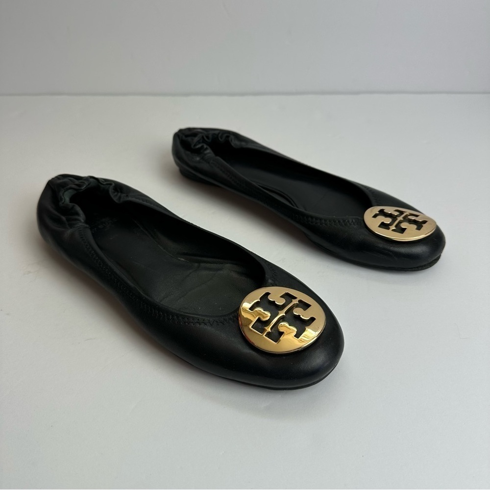 Tory Burch Ballet Flats Black Women's Size 7 Shoes Black Gold Medallion Leather - Picture 1 of 11